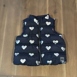Baby Gap 12-18 month heart puffer vest